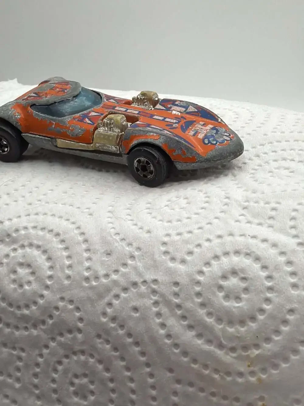 Vintage Hot Wheels Twin Mill Flying Colors Orange Aztec Tampo Diecast Car